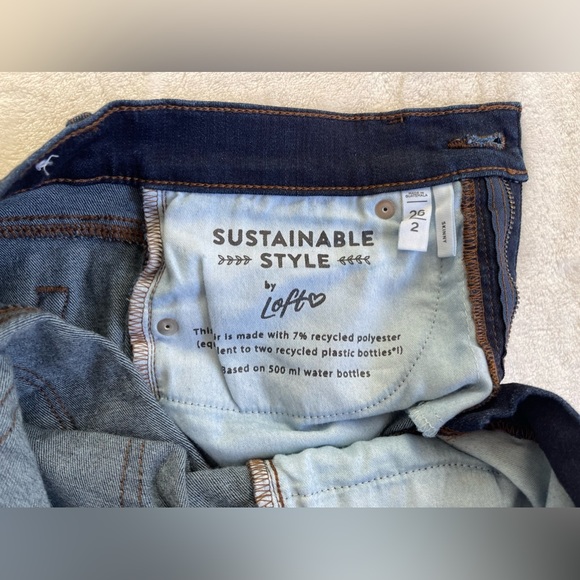 LOFT Dark Wash Skinny Jeans With Buttons at Ankles - Picture 10 of 15